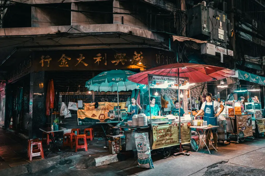 华中地区制造企业物料输送系统选型要点与设备配置方案
