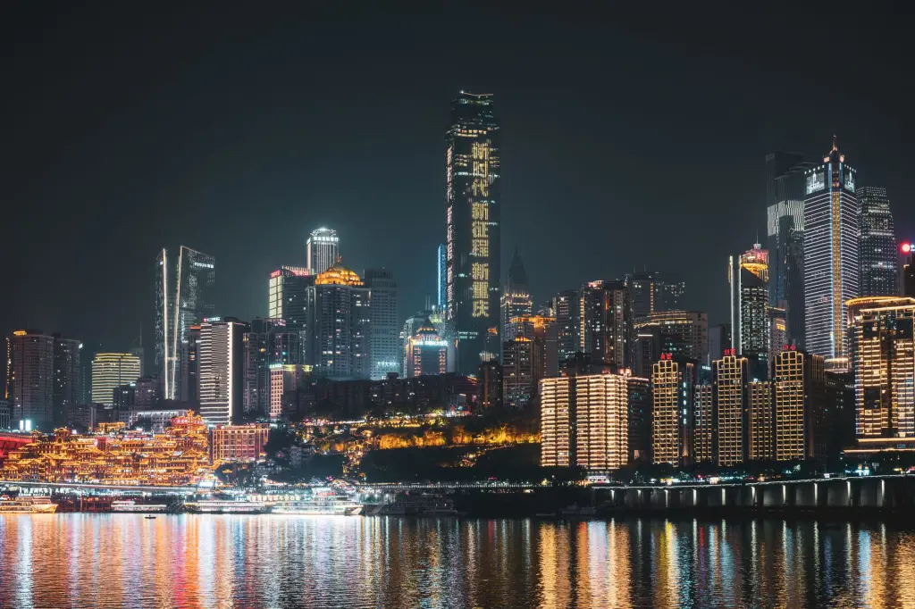 2025年湖北制造业物流升级中皮带输送机选型要点分析