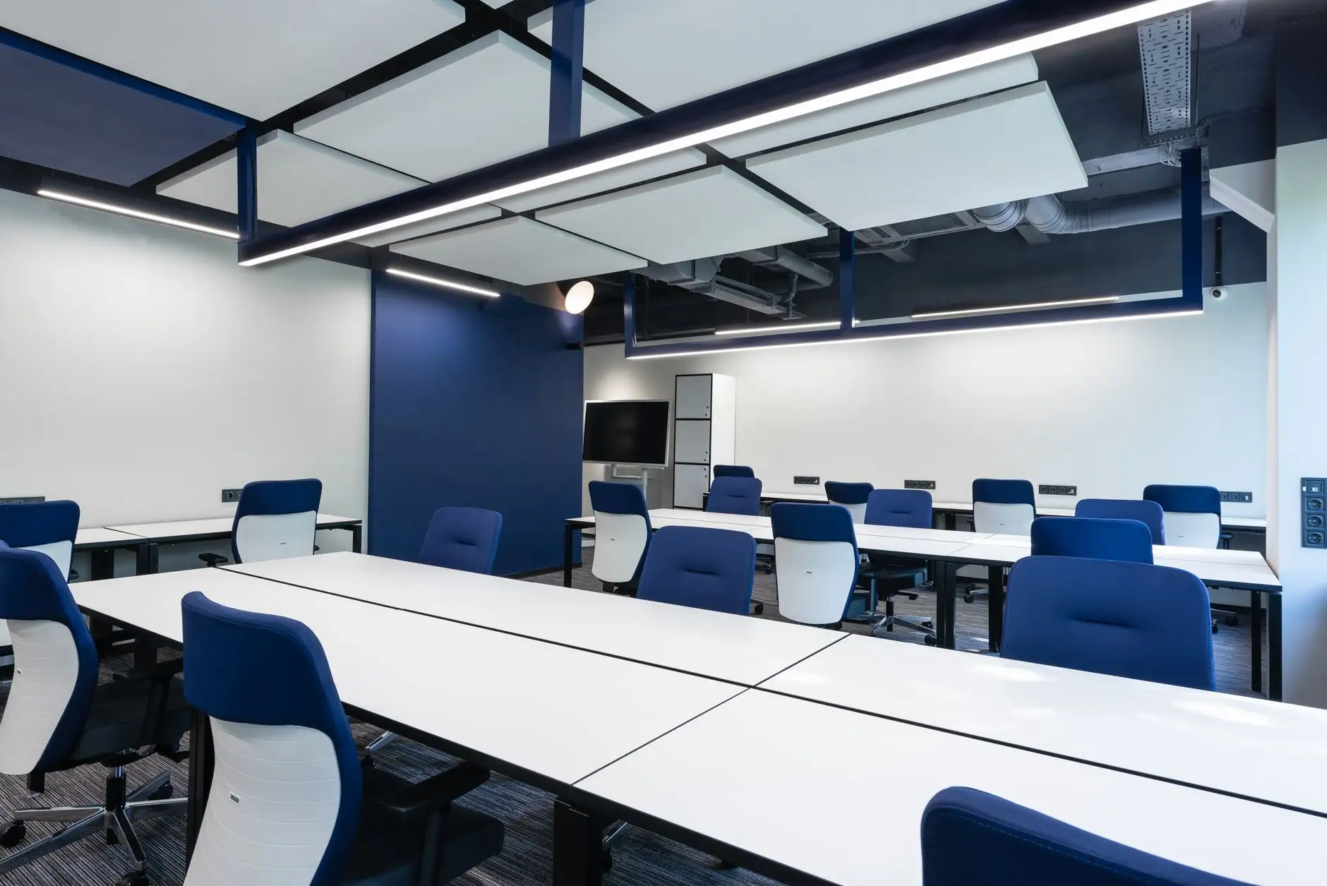 华中制造企业物料输送系统定制方案及案例分享